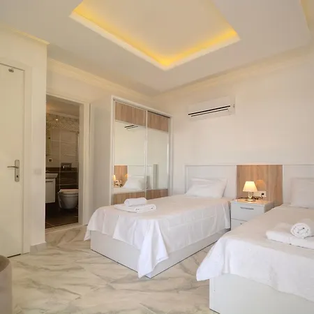Roza 2 Kalkan